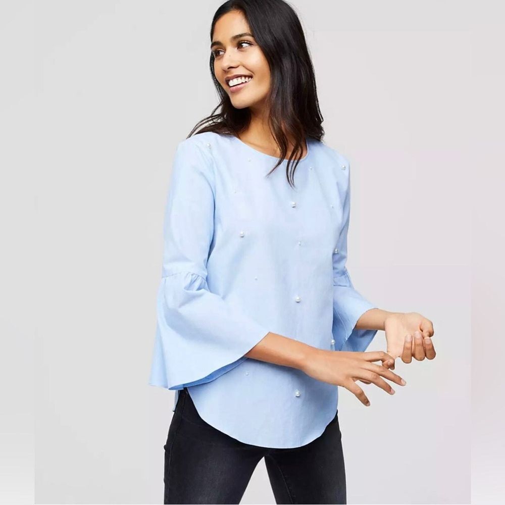 LOFT Pearlized Bell Sleeve Shirt Size S Light Blue Blouse TopTunic High Low‎ Hem
